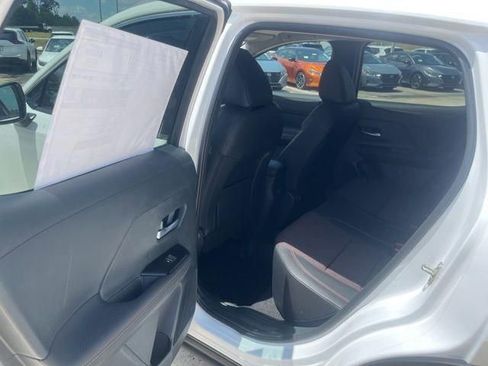 New 2025 Nissan Kicks SR image 15