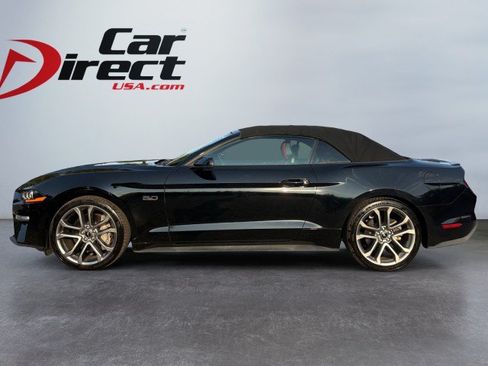 Used 2018 Ford Mustang GT Premium w/ Equipment Group 401A RWD image 3
