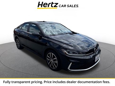 Used 2025 Volkswagen Jetta SE FWD image 1