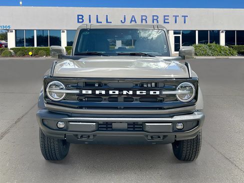 New 2026 Ford Bronco Outer Banks AWD/4WD image 2