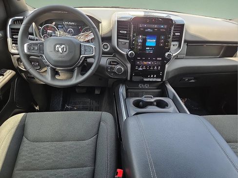 Used 2026 RAM 1500 Big Horn AWD/4WD image 11