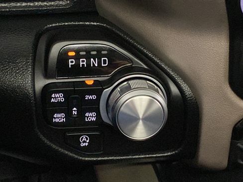 Used 2022 RAM 1500 Laramie AWD/4WD image 19