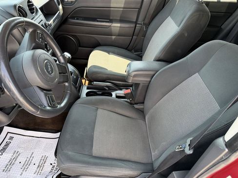 Used 2014 Jeep Patriot Latitude FWD image 8