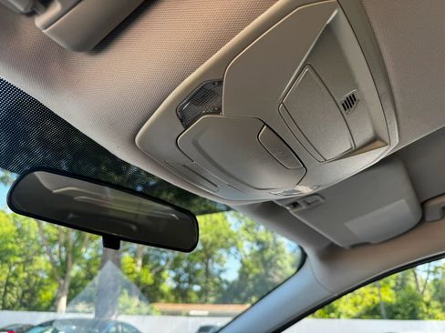 Used 2016 Ford Escape SE w/ Equipment Group 201A FWD image 19