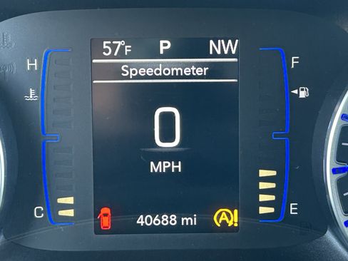 Used 2018 Chrysler Pacifica Touring Plus image 31