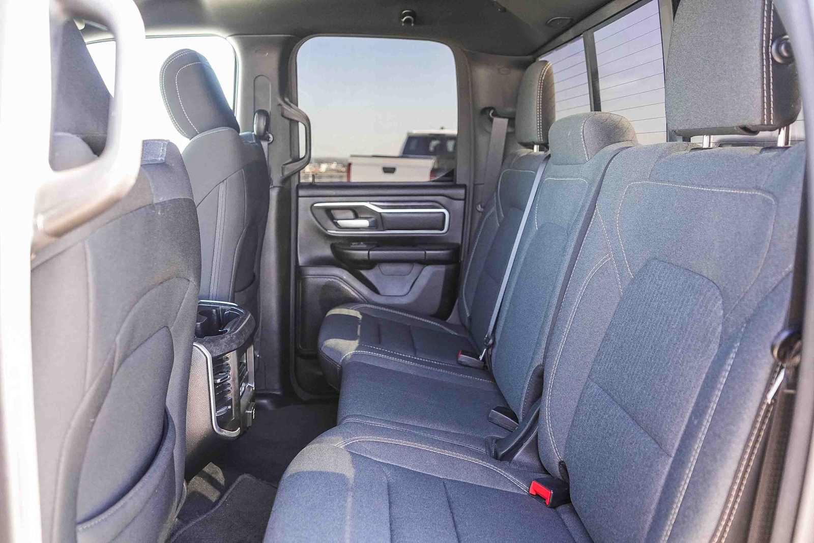 Used 2022 RAM 1500 Big Horn AWD/4WD image 18