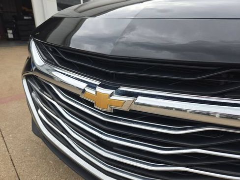 Used 2025 Chevrolet Malibu LT FWD image 28