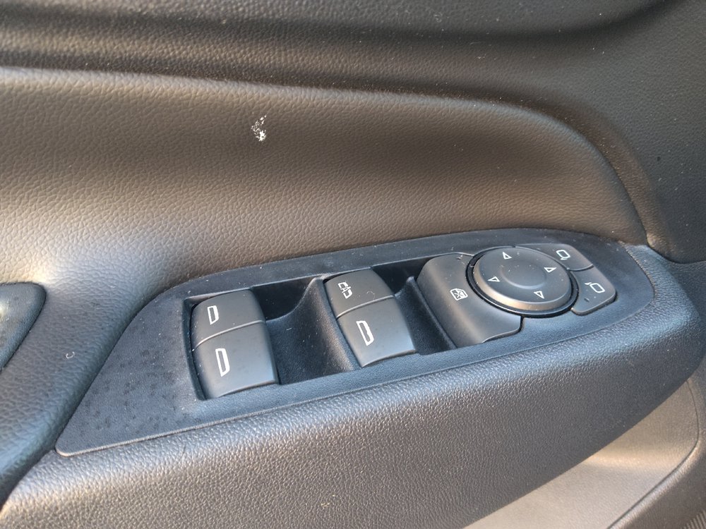 Used 2018 Chevrolet Equinox LT w/ Sun & Infotainment Package FWD image 27