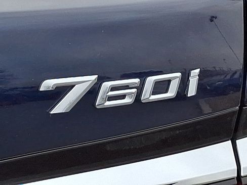 Certified 2023 BMW 760i xDrive image 31
