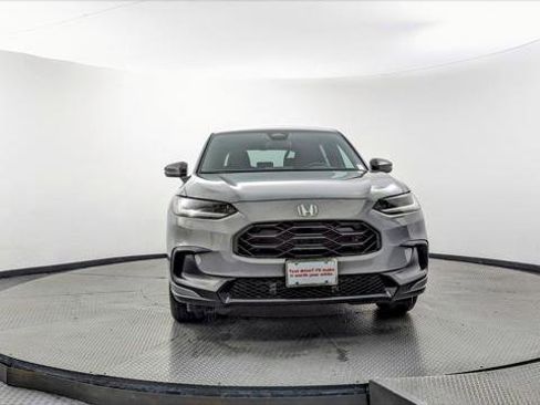 Used 2025 Honda HR-V Sport image 12