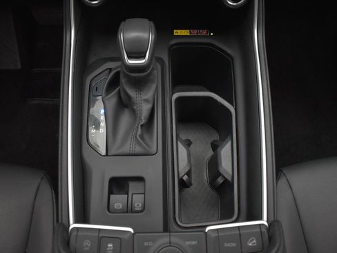 Used 2024 Toyota Grand Highlander AWD image 27