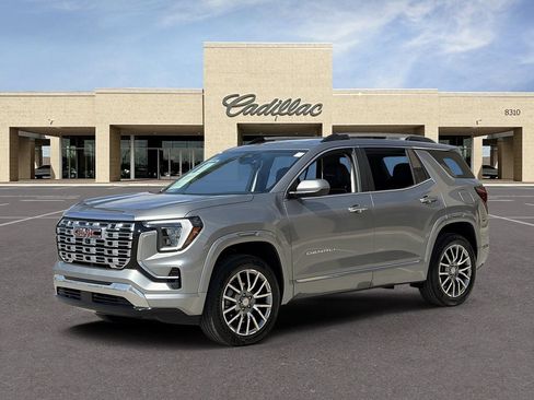 Used 2026 GMC Terrain Denali AWD/4WD image 33