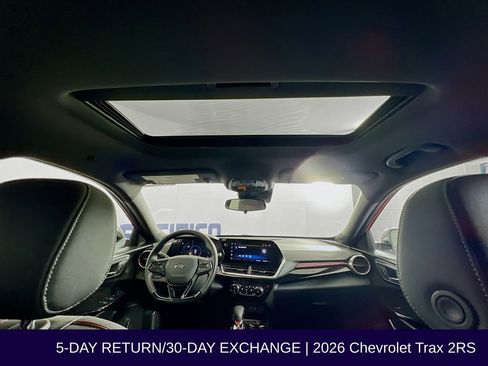Used 2026 Chevrolet Trax RS w/ Sunroof Package image 39