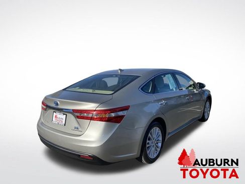 Used 2014 Toyota Avalon Limited w/ Technology Package FWD image 7