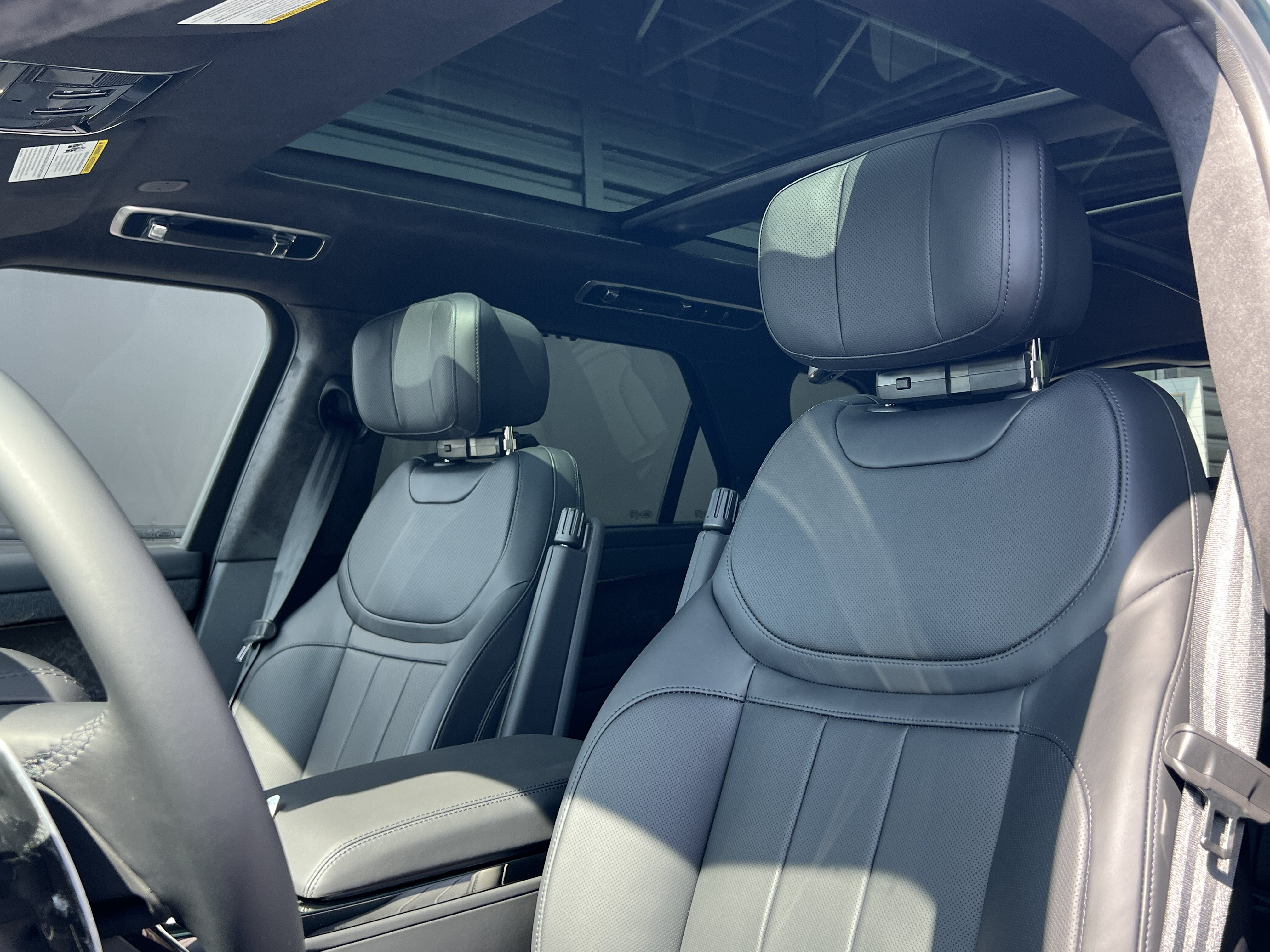 New 2025 Land Rover Range Rover Sport Autobiography AWD/4WD image 23