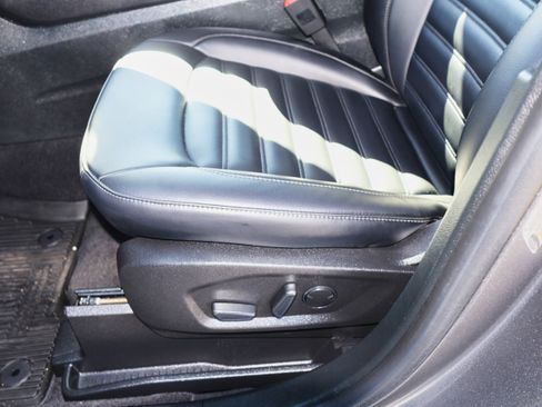 Used 2023 Ford Edge SEL w/ Convenience Package image 13