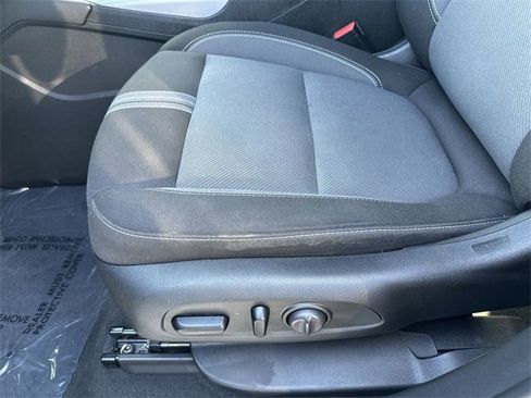 Used 2023 Chevrolet Blazer LT w/ Convenience Package image 14