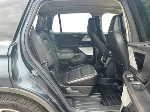 Used 2024 Lincoln Aviator Reserve w/ Equipment Group 201A AWD/4WD image 23