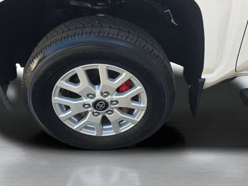 Used 2025 Toyota Tacoma SR5 RWD image 25
