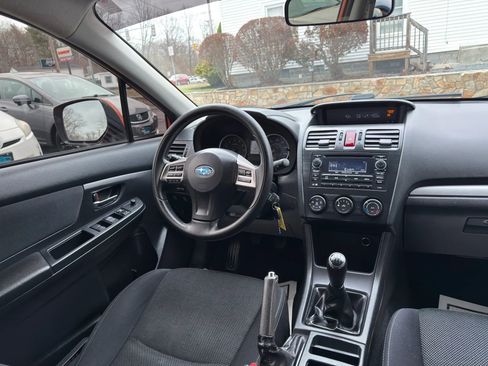 Used 2014 Subaru Crosstrek 2.0i Premium image 29