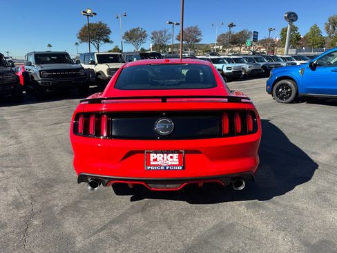 Used 2017 Ford Mustang GT Premium w/ Equipment Group 401A image 8