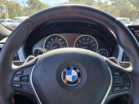 Used 2018 BMW 330e w/ Convenience Package image 23