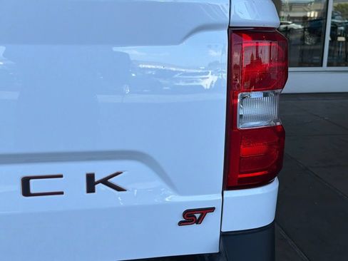Used 2024 Ford Maverick XLT FWD image 13