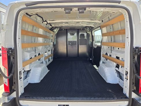 Used 2024 Ford Transit 250 Low Roof w/ Exterior Upgrade Package RWD image 32