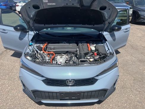Used 2025 Honda Civic Sport Touring image 9