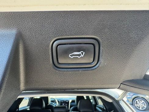 Used 2023 Hyundai Tucson SEL w/ Convenience Package image 12