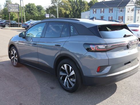 Used 2023 Volkswagen ID.4 Pro image 8