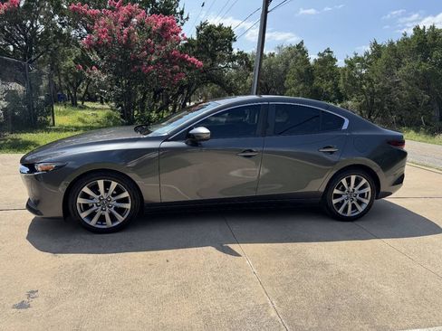 Used 2021 MAZDA MAZDA3 s FWD image 4