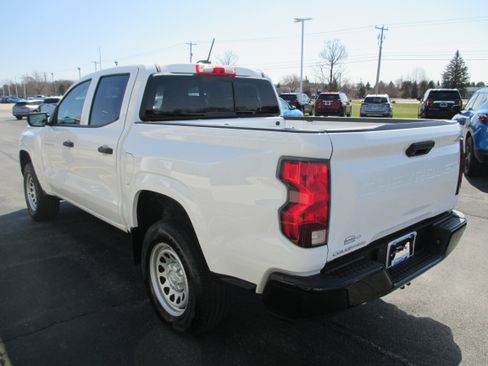 Used 2023 Chevrolet Colorado W/T w/ WT Convenience Package image 5
