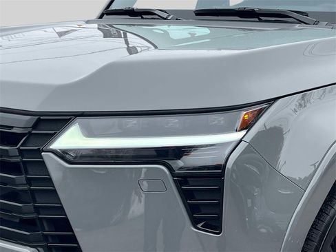 Used 2024 Lexus GX 550 w/ Accessory Package (2T) image 8