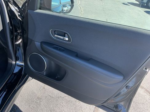 Used 2020 Honda HR-V EX image 35