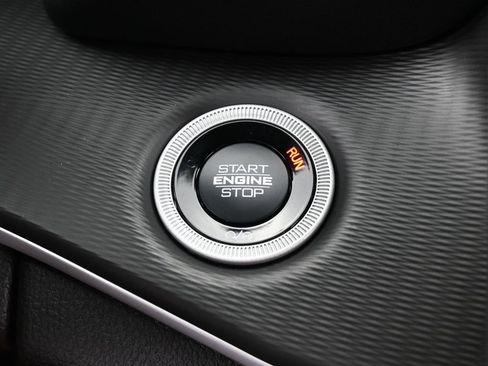 New 2025 Jeep Grand Cherokee L Altitude image 26