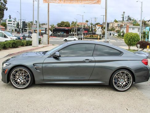 Used 2019 BMW M4 Coupe RWD image 2
