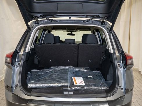 New 2026 Nissan Rogue SV image 6