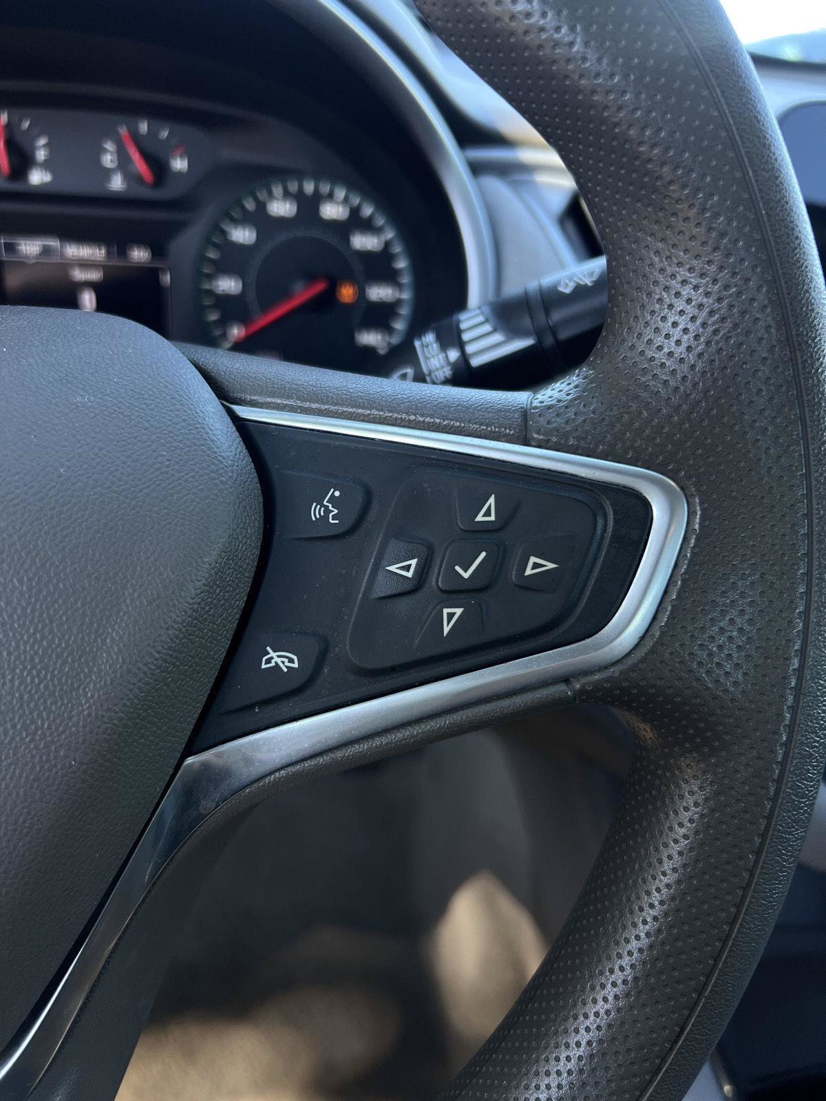 Used 2022 Chevrolet Malibu LT FWD image 23