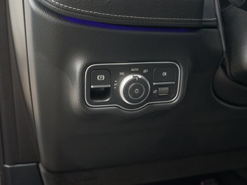 Used 2025 Mercedes-Benz G 550 image 28