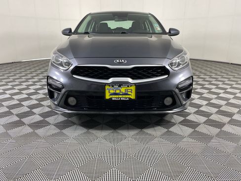 Used 2019 Kia Forte LXS FWD image 4