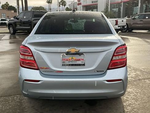 Used 2018 Chevrolet Sonic Premier image 23