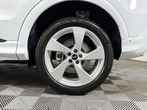 New 2025 Audi Q5 Premium Plus image 10