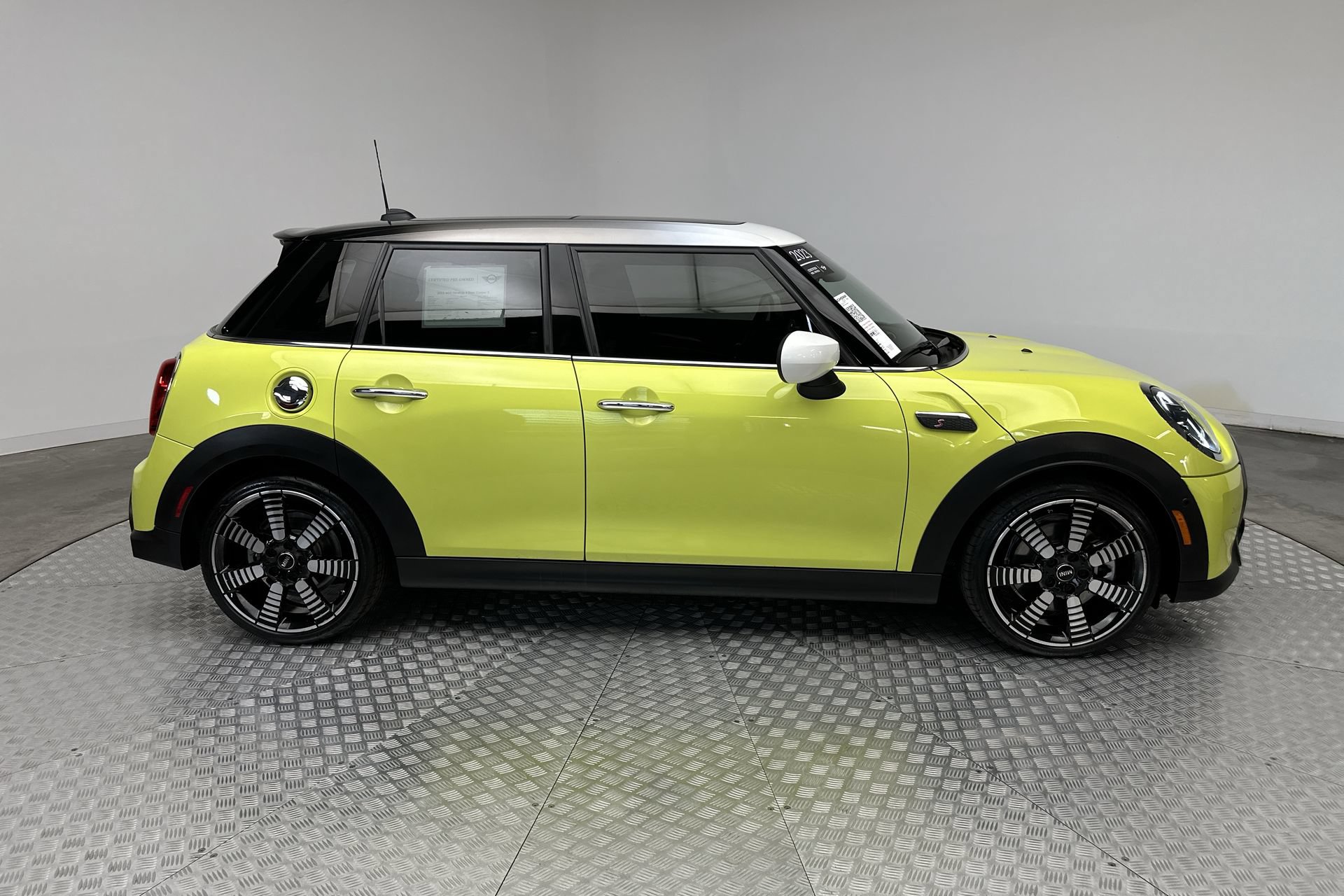 Certified 2023 MINI Cooper S FWD image 10