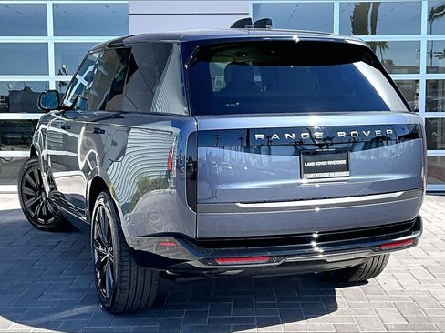 New 2026 Land Rover Range Rover SE AWD/4WD image 3