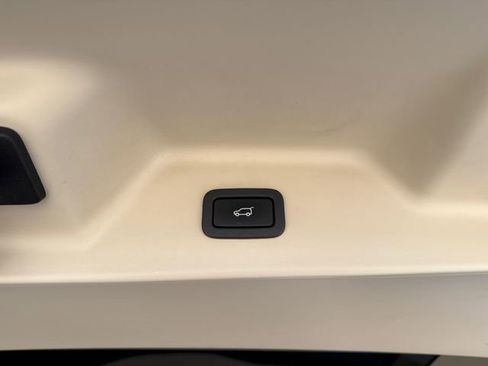 Used 2015 Land Rover Range Rover Autobiography AWD/4WD image 29