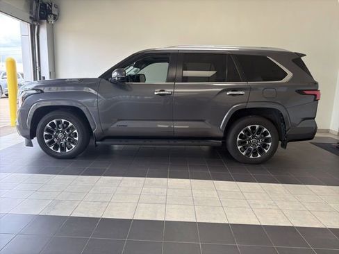 Used 2024 Toyota Sequoia Limited w/ Tow Technology Package AWD/4WD image 1