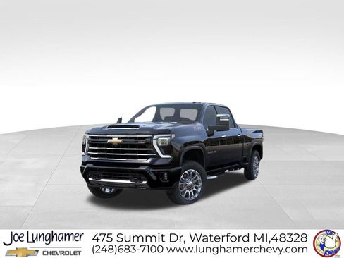 New 2026 Chevrolet Silverado 2500 LT w/ Z71 Chrome Sport Edition AWD/4WD image 8