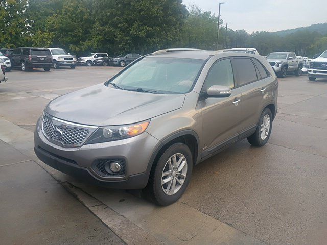 Used 2013 Kia Sorento EX AWD/4WD image 2