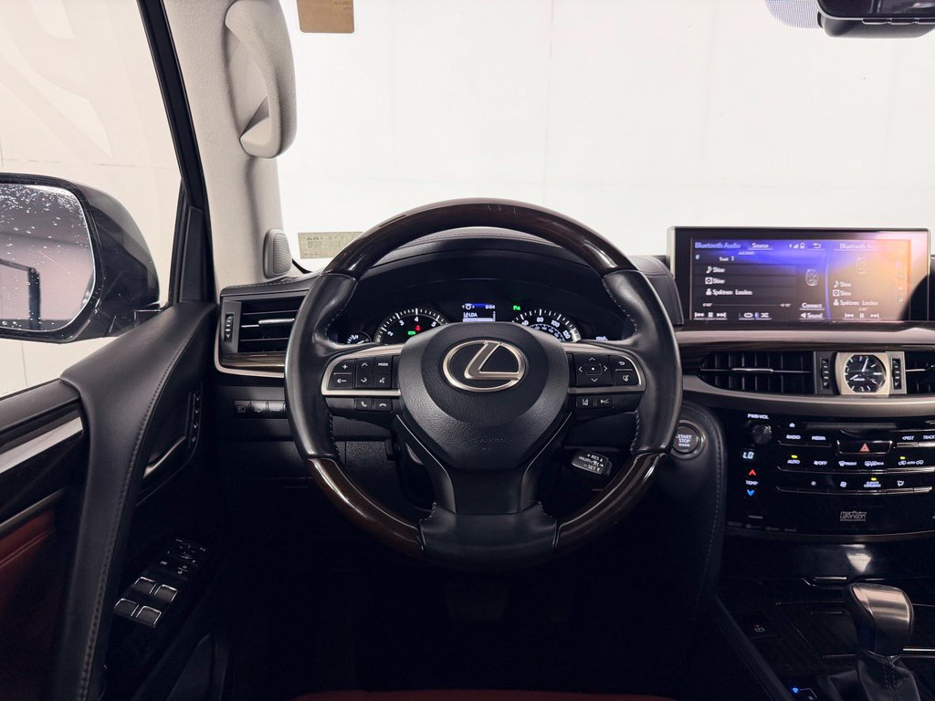 Used 2019 Lexus LX 570 4WD w/ Luxury Package image 14